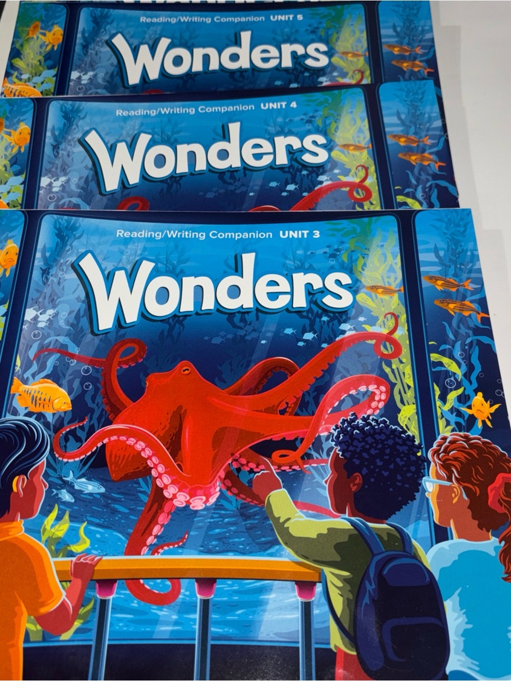 Wonders Reading/Writing Companion - Blue with Red Octopus Books 3-8